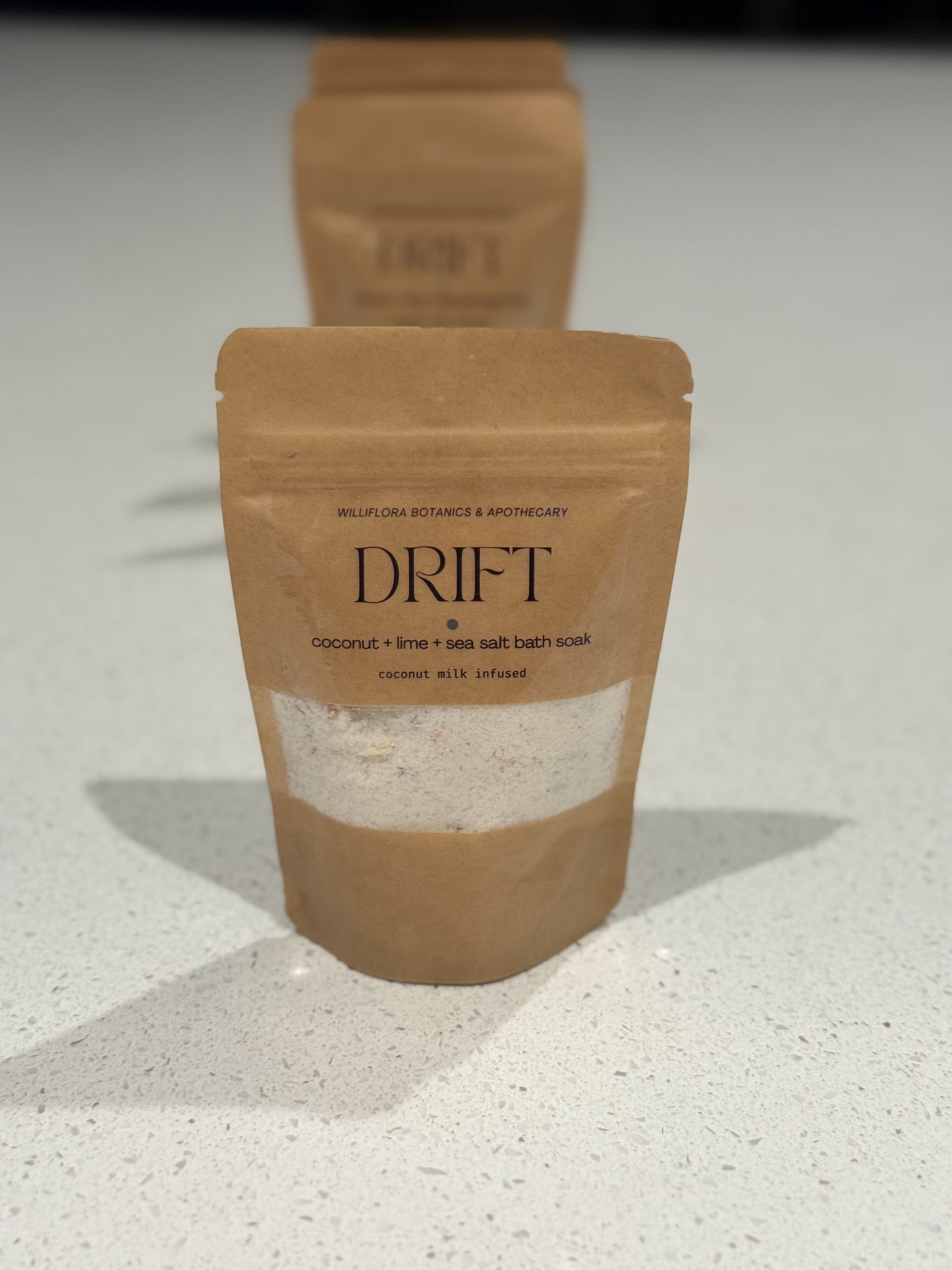 DRIFT 𝑐𝑜𝑐𝑜𝑛𝑢𝑡 + 𝑙𝑖𝑚𝑒 + 𝑠𝑒𝑎 𝑠𝑎𝑙𝑡 𝑏𝑎𝑡ℎ 𝑠𝑜𝑎𝑘