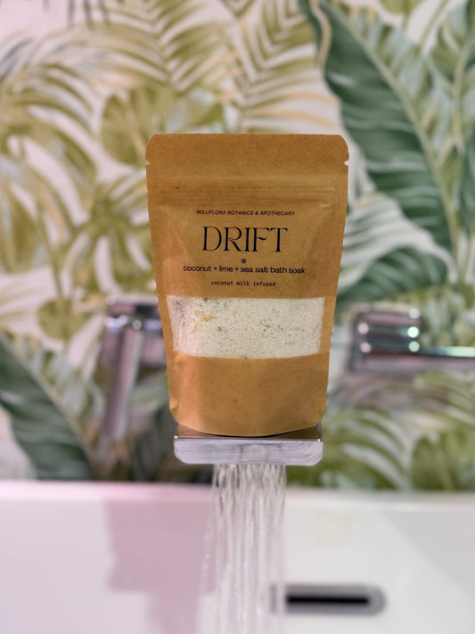 DRIFT 𝑐𝑜𝑐𝑜𝑛𝑢𝑡 + 𝑙𝑖𝑚𝑒 + 𝑠𝑒𝑎 𝑠𝑎𝑙𝑡 𝑏𝑎𝑡ℎ 𝑠𝑜𝑎𝑘